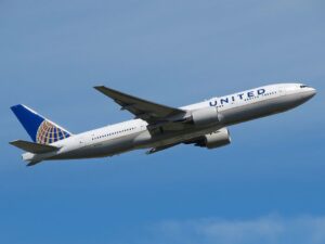 United Airlines expands service to Grand Cayman.